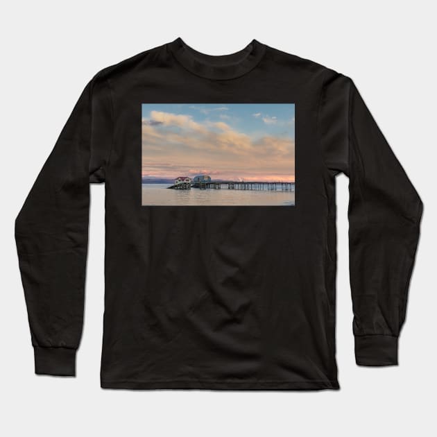 Mumbles Pier, Swansea Bay Long Sleeve T-Shirt by dasantillo